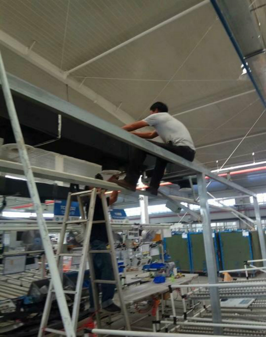 深圳通风管道厂家承接大浪厂房降温通风管道安装工程